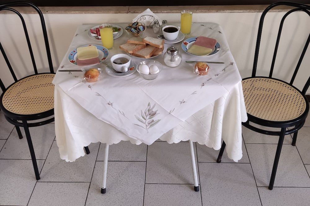 חדר אוכל תמונה