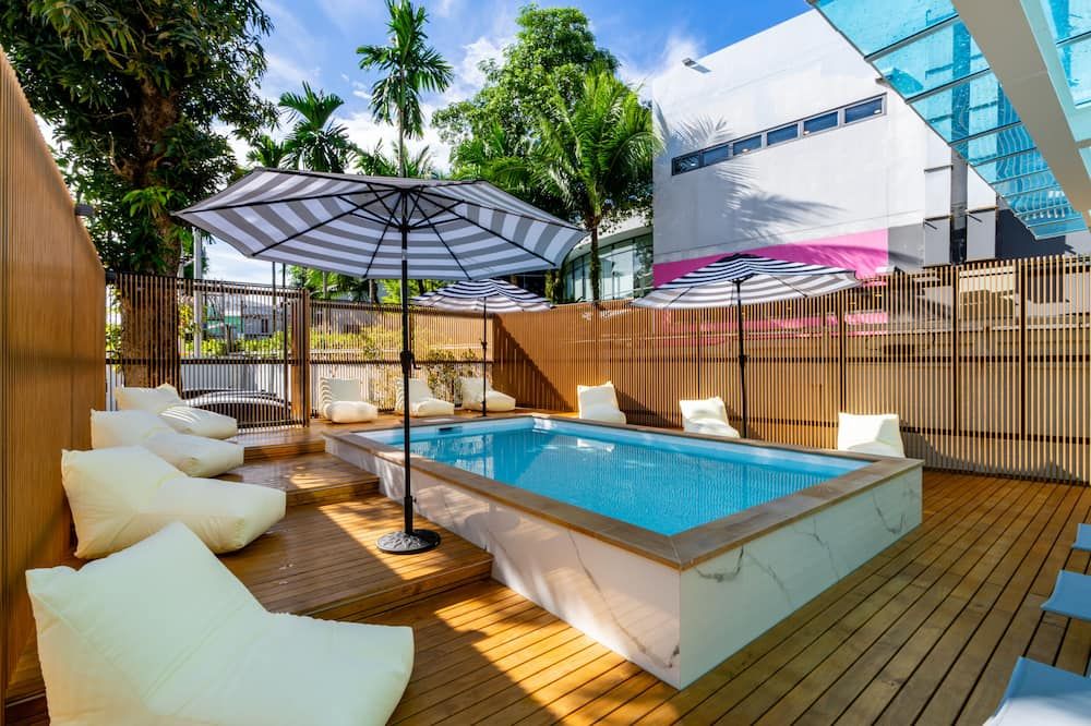 בריכה תמונה