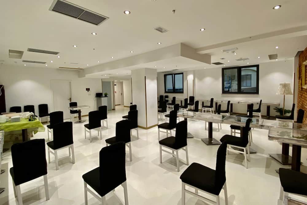 מסעדה תמונה