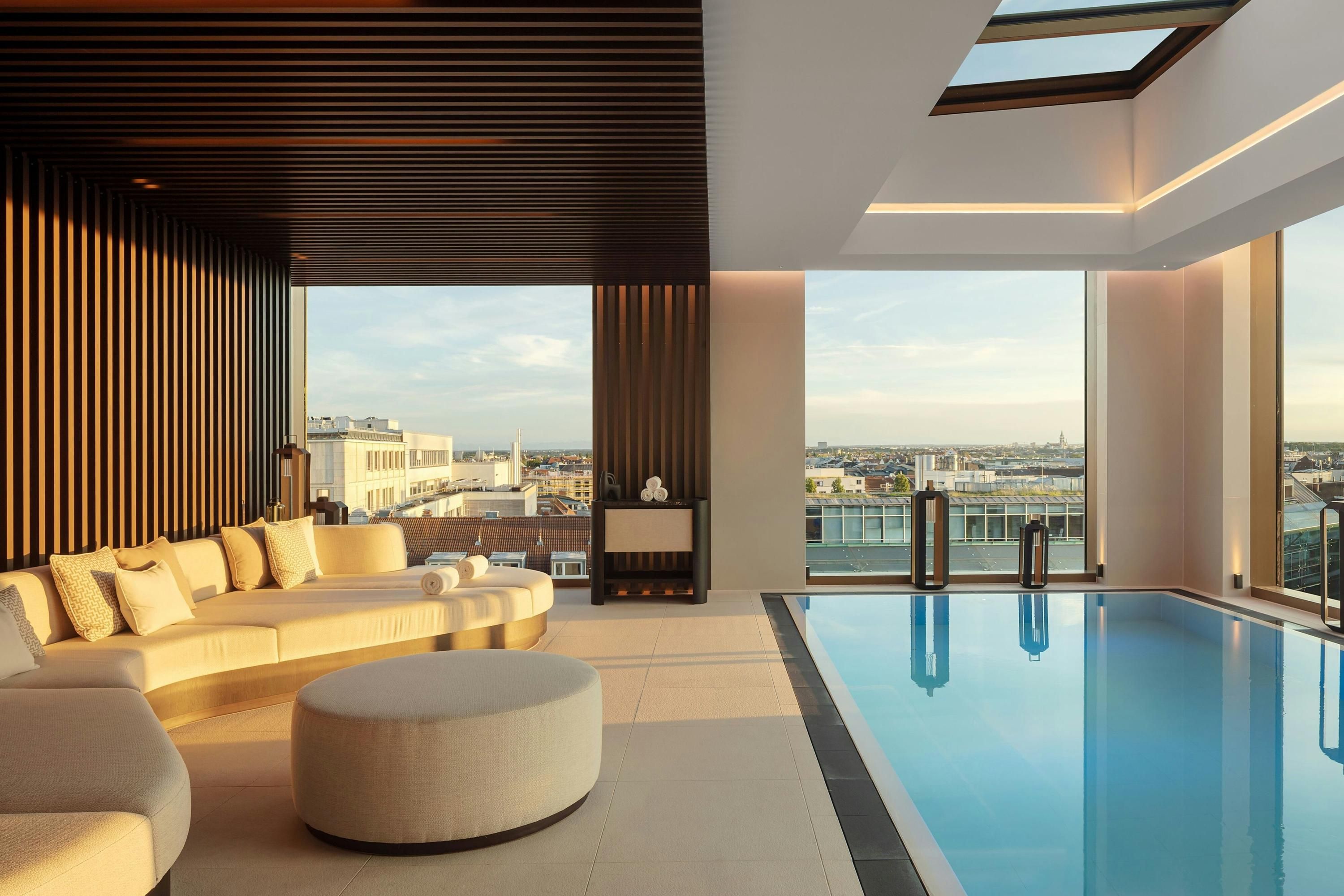 בריכה תמונה