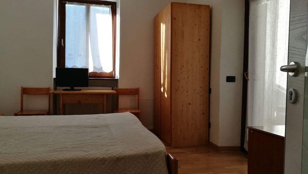 אחר