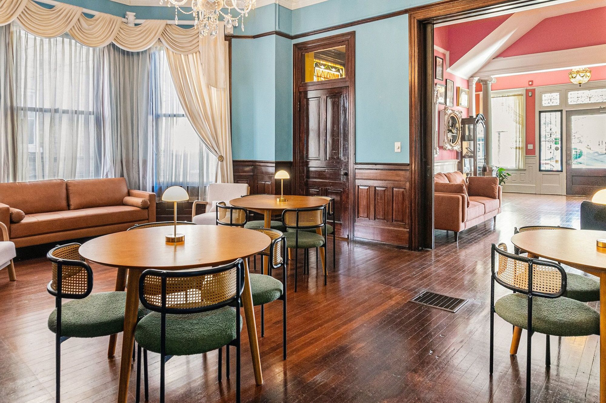 מסעדה תמונה