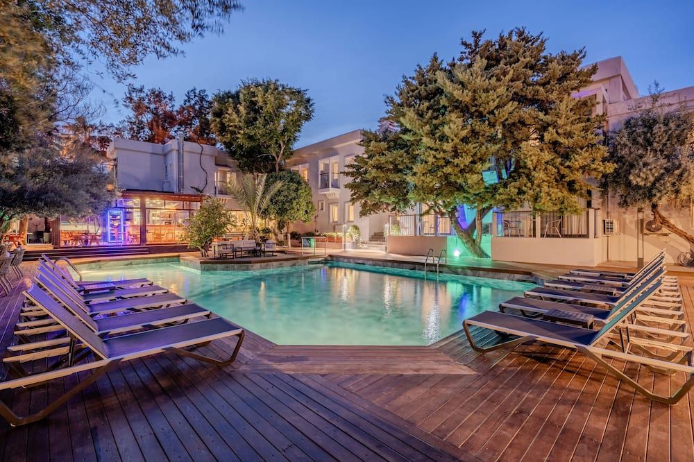 בריכה תמונה