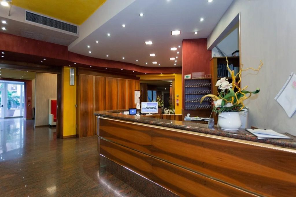 דלפק קבלה תמונה