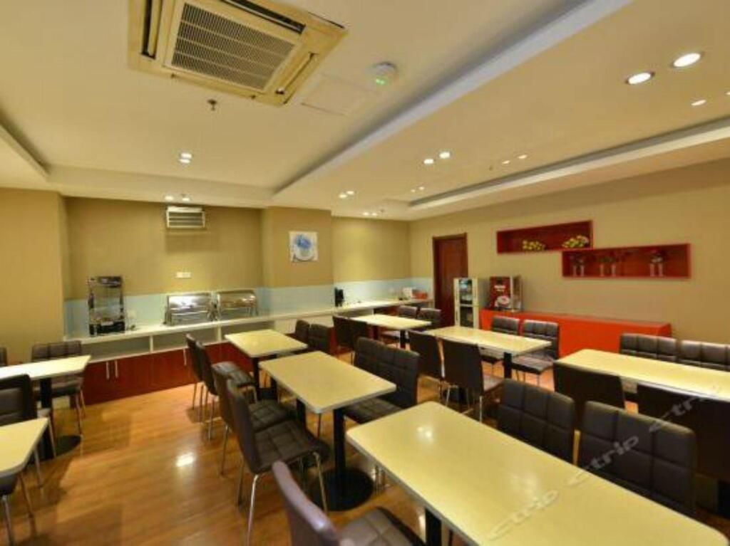 מסעדה תמונה