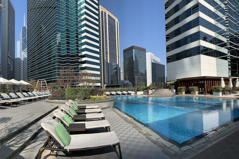 בריכה תמונה