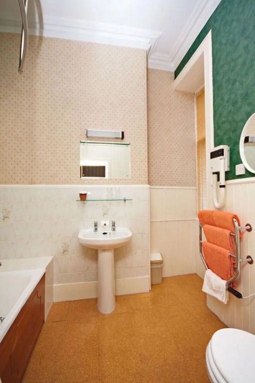 אחר