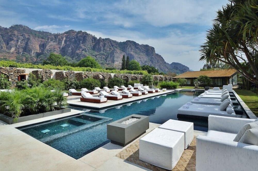 בריכה תמונה