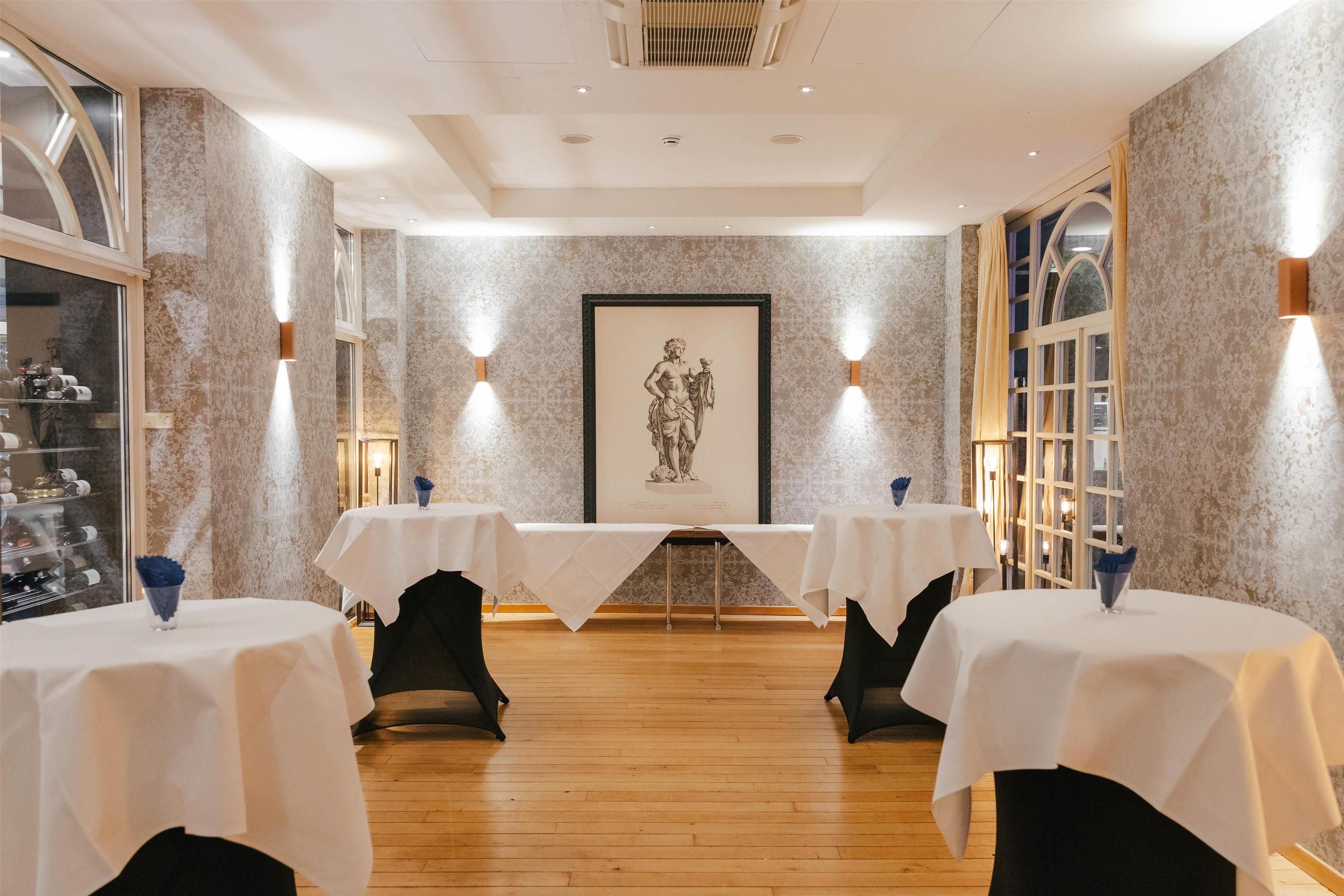 מסעדה תמונה