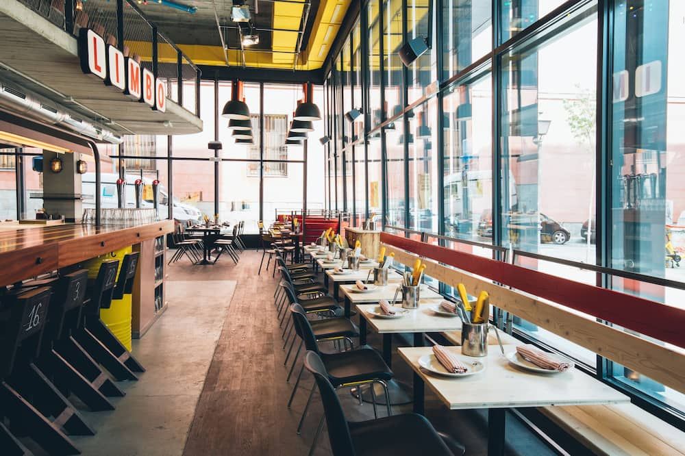 מסעדה תמונה