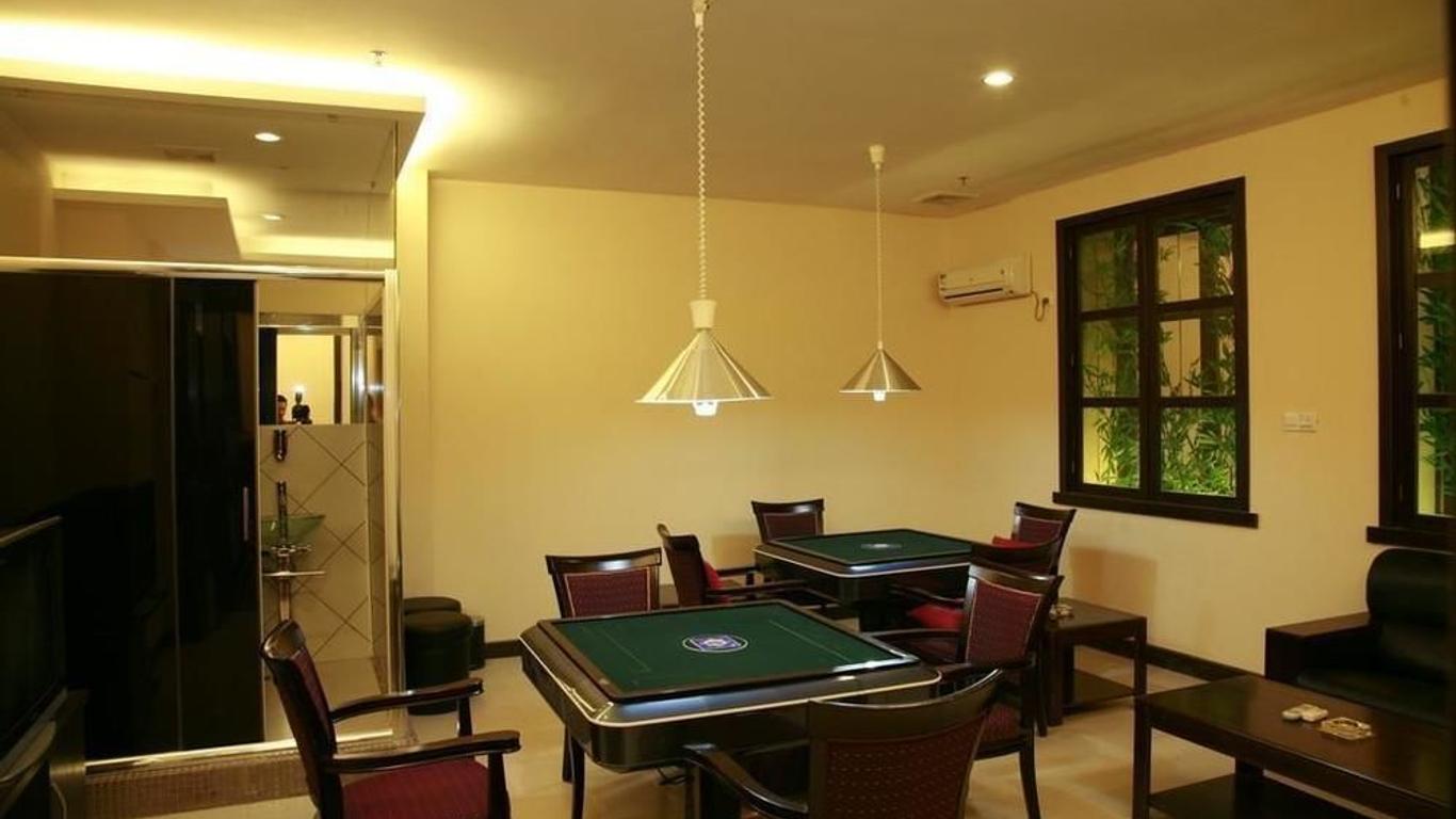 Zhongshan Huahong Hotel