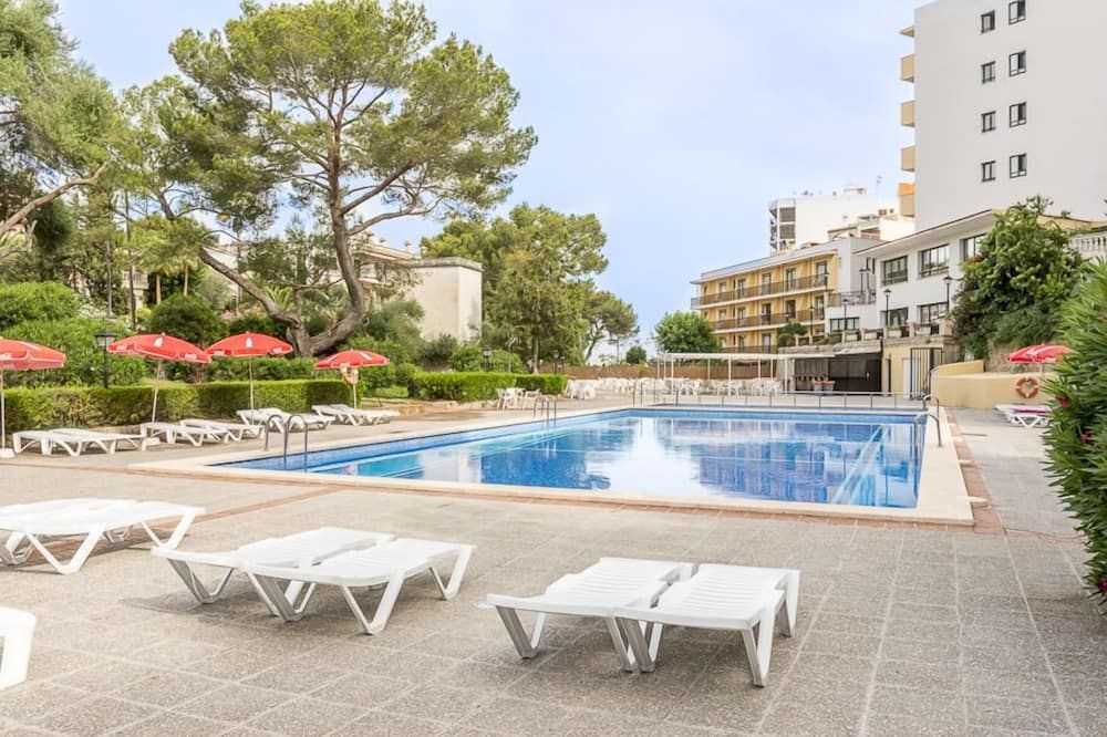 בריכה תמונה