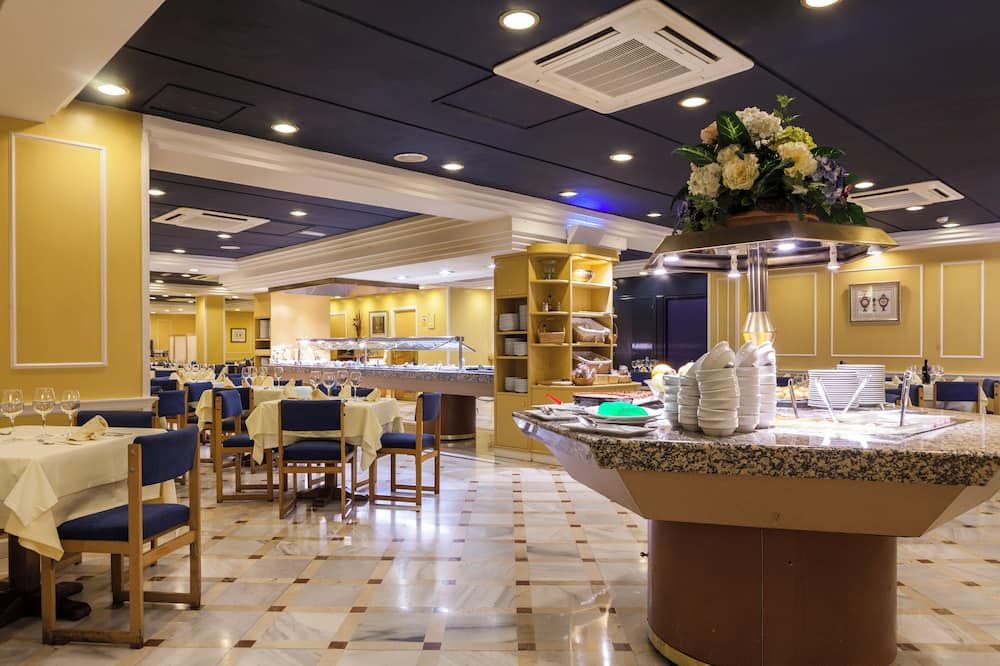 מסעדה תמונה