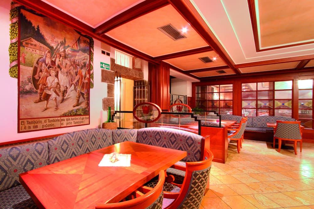 מסעדה תמונה