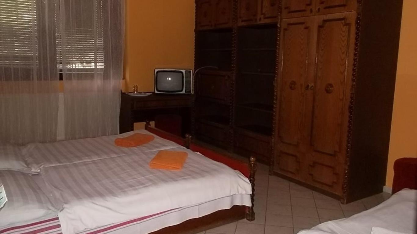 Hotel Palota