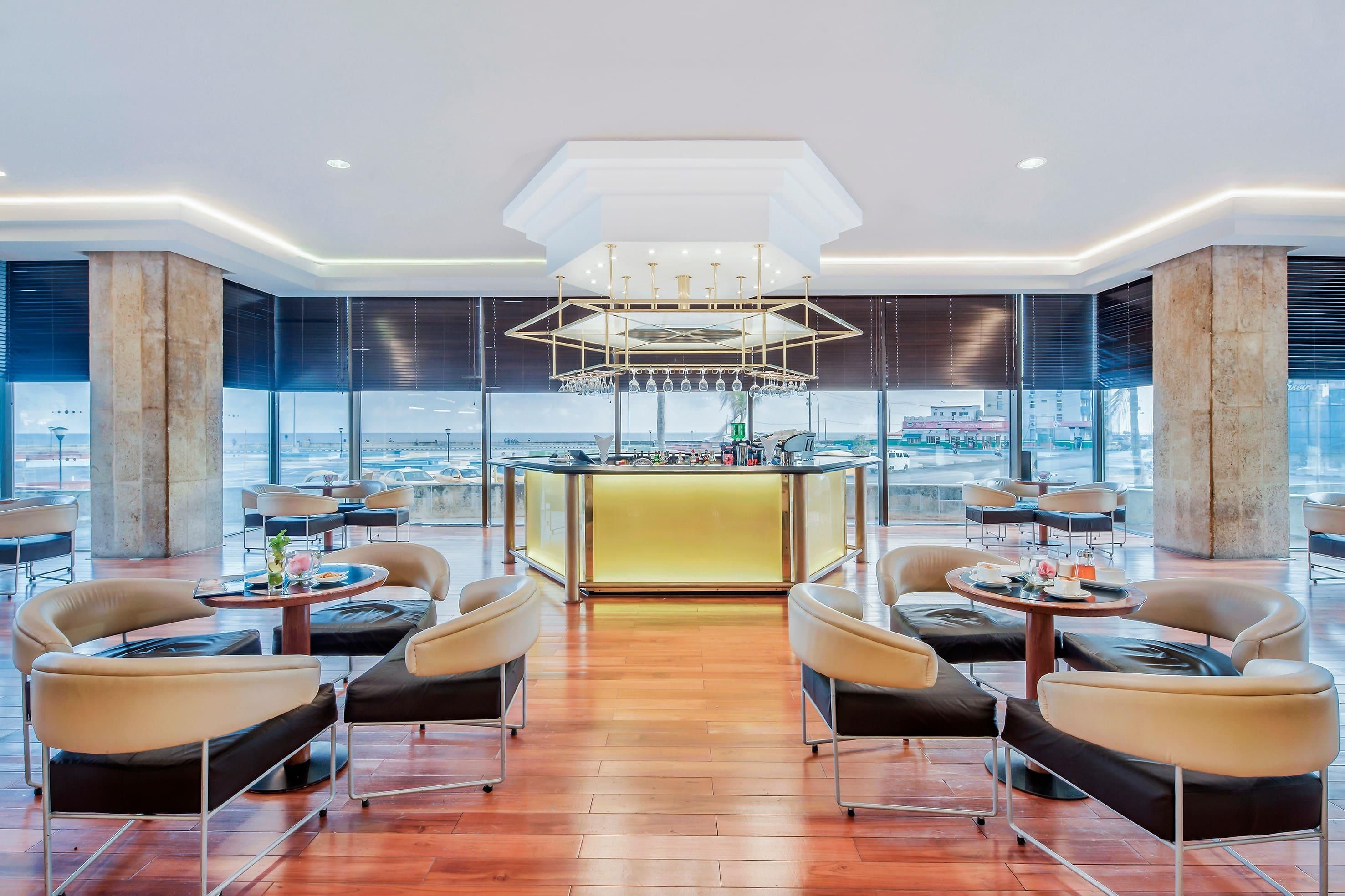 מסעדה תמונה