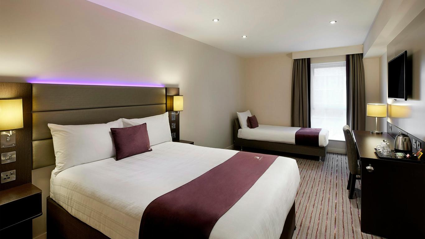 Premier Inn Gloucester Business Park