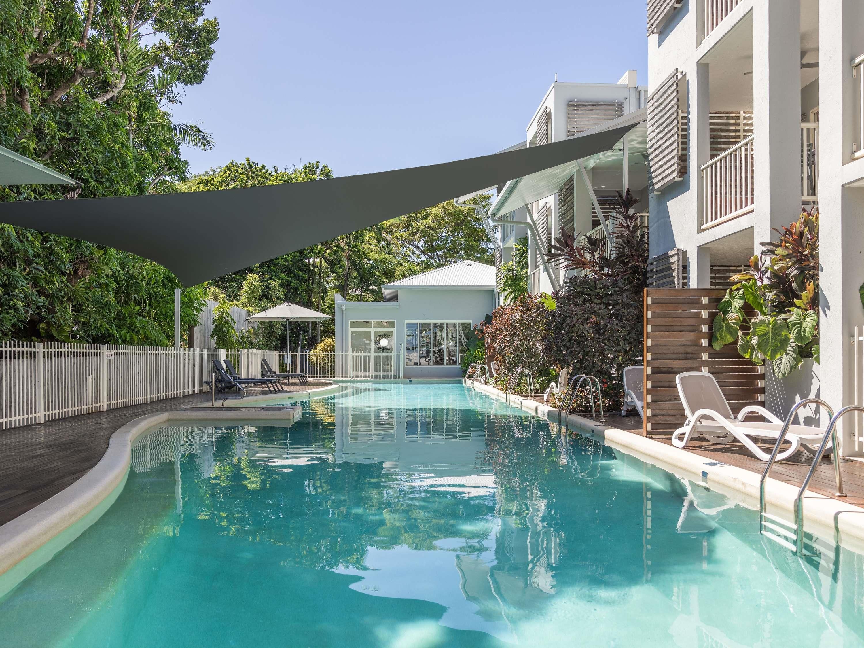 בריכה תמונה