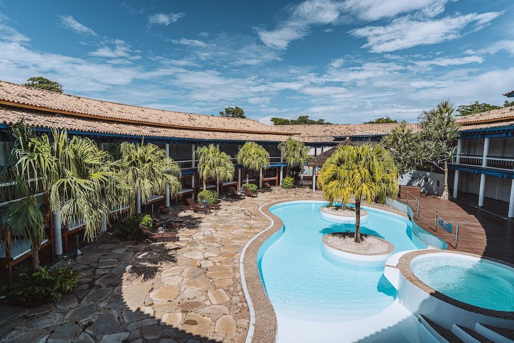 בריכה תמונה