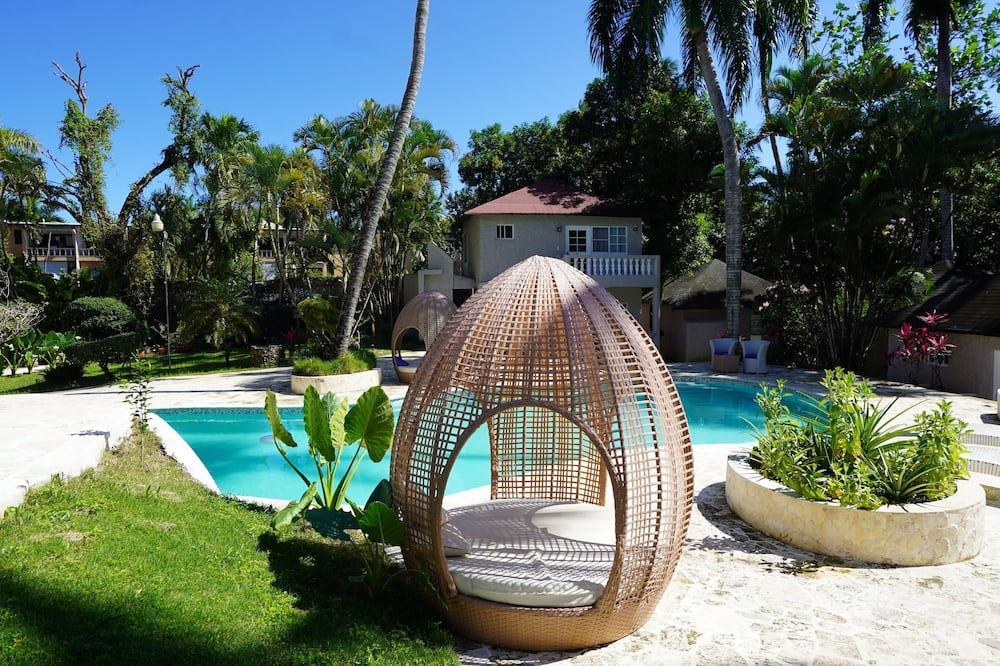 בריכה תמונה