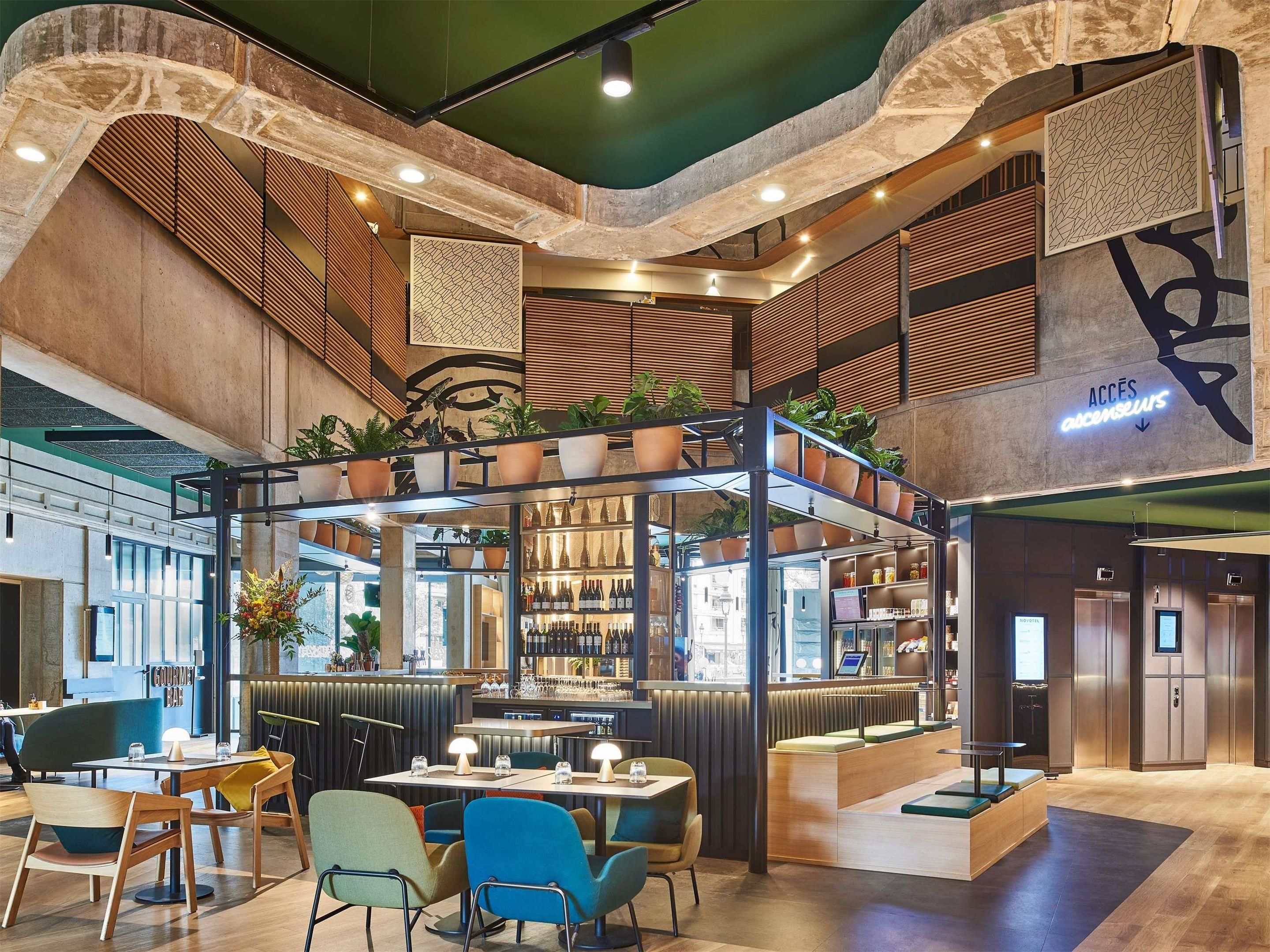 מסעדה תמונה