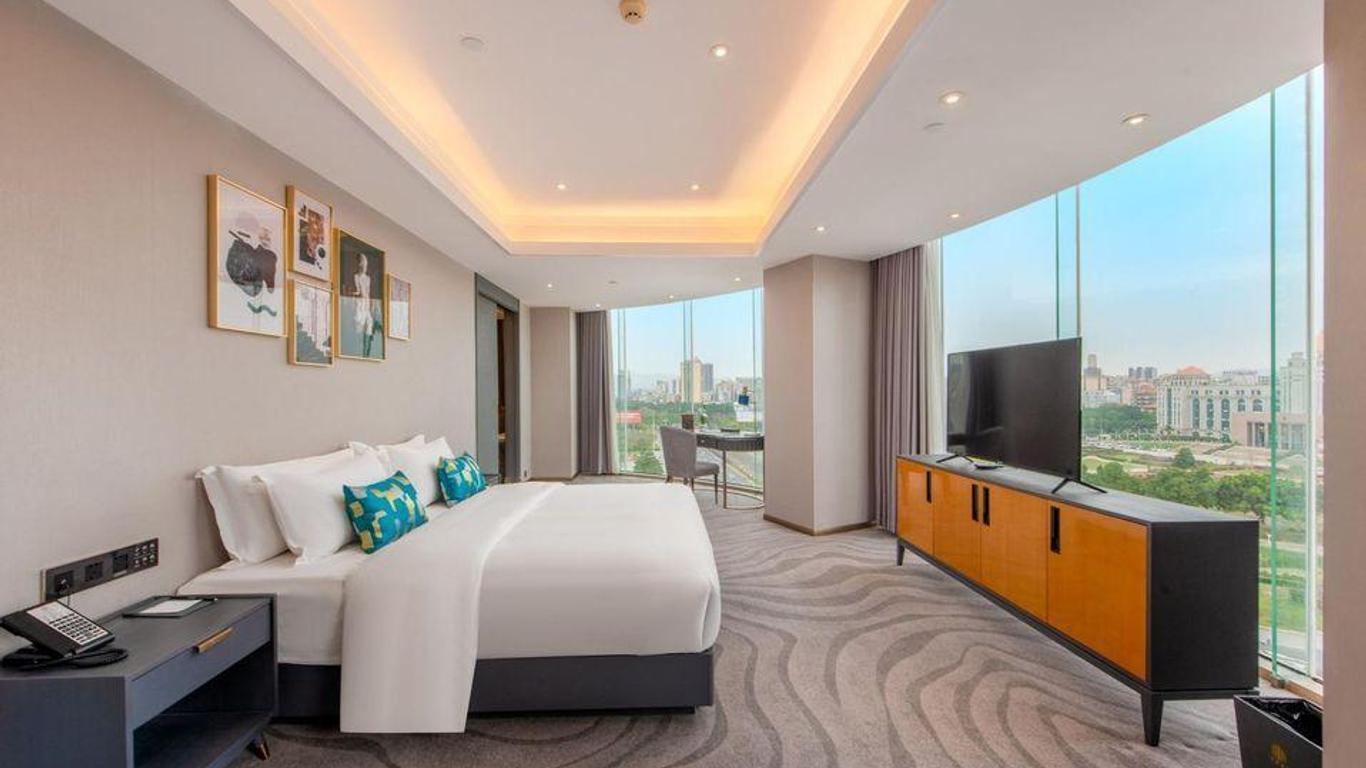 Zenth International Hotel