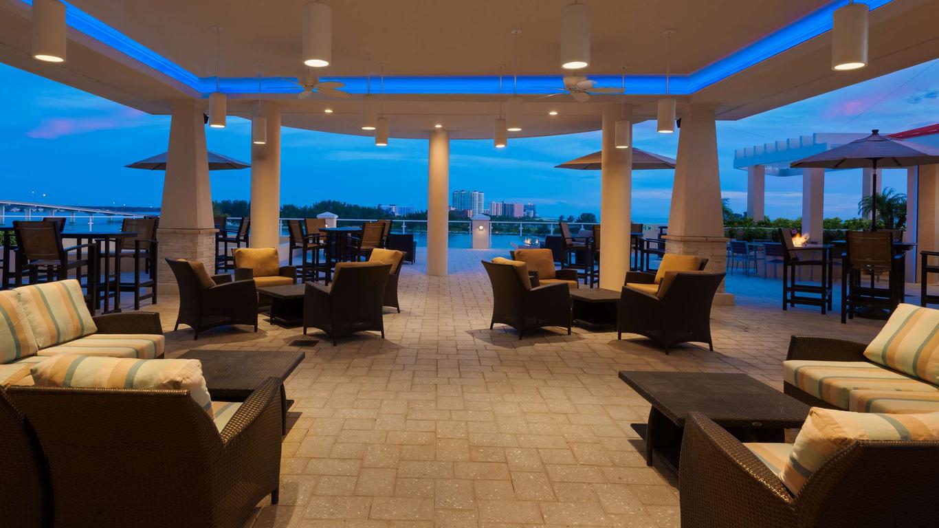 Hampton Inn and Suites Clearwater Beach