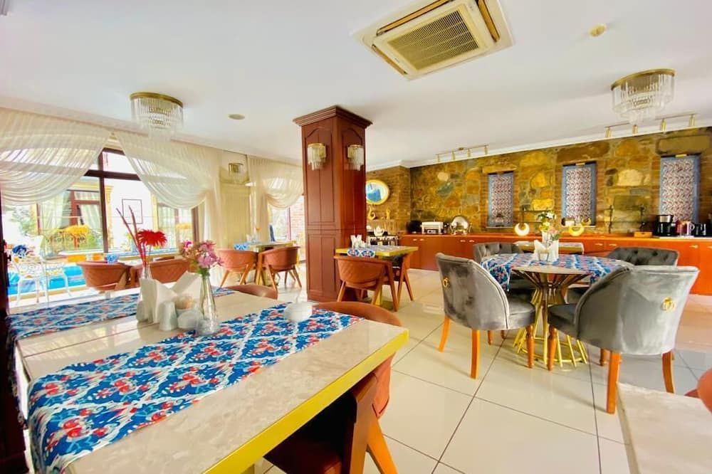 מסעדה תמונה