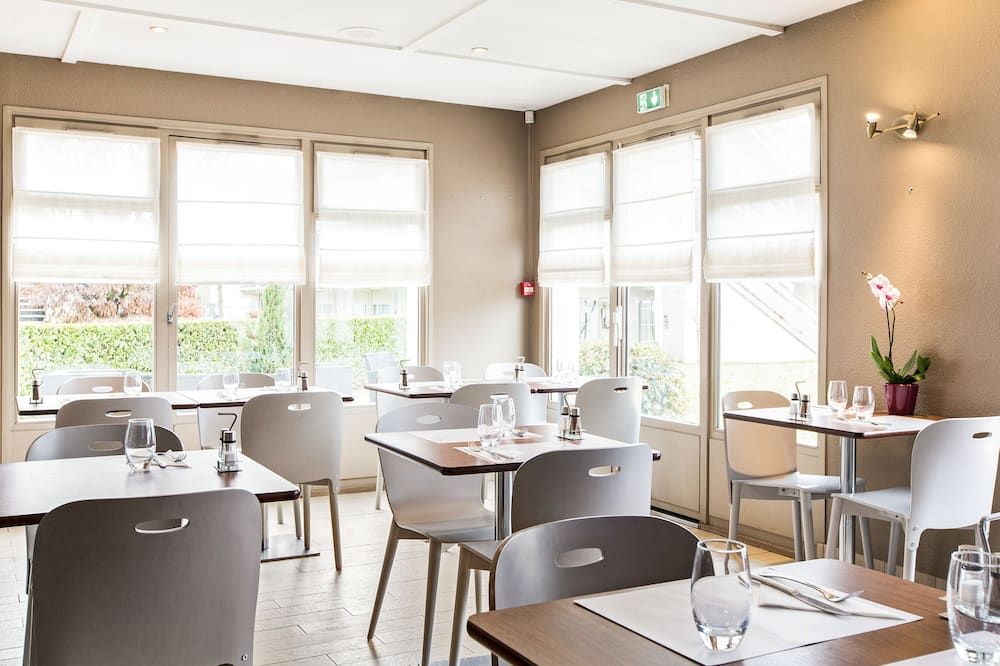 מסעדה תמונה