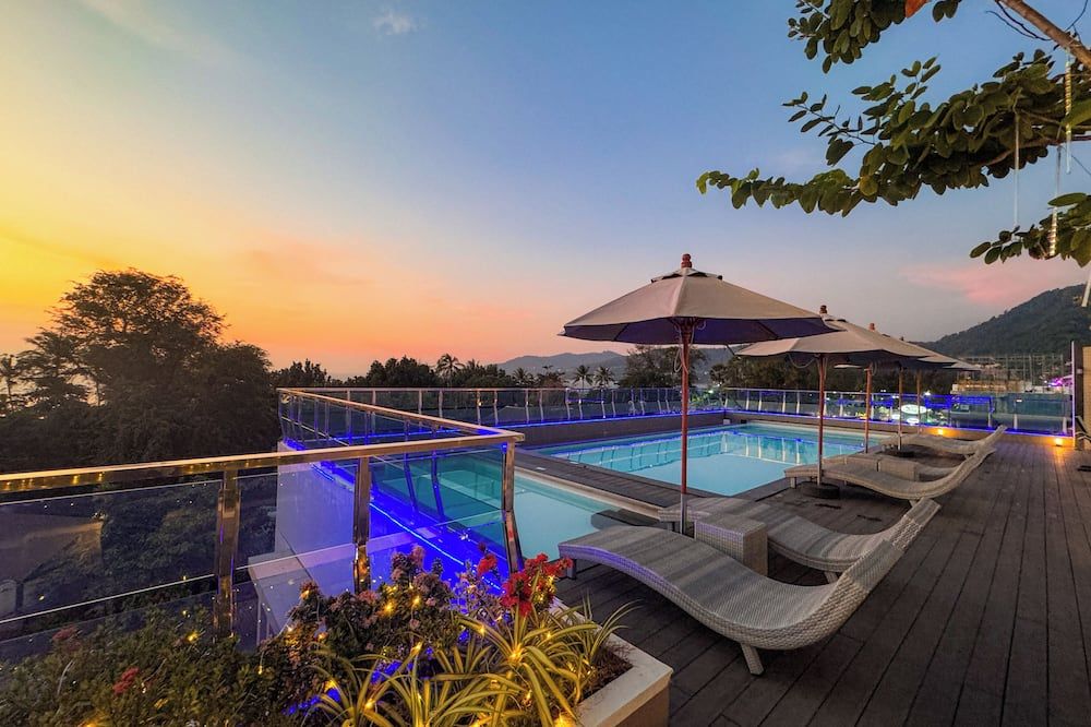 בריכה תמונה