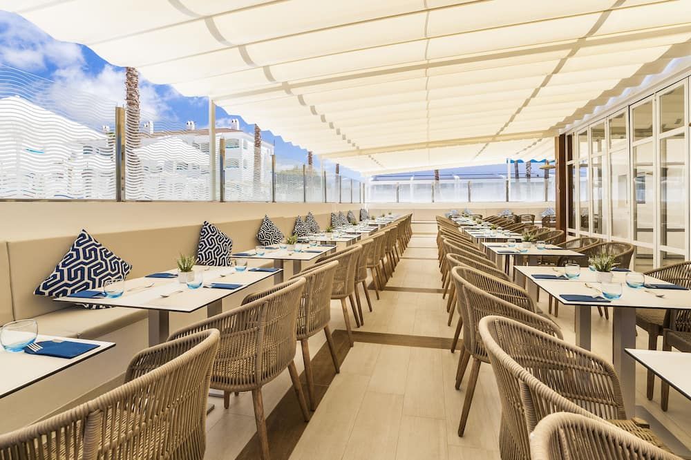 מסעדה תמונה