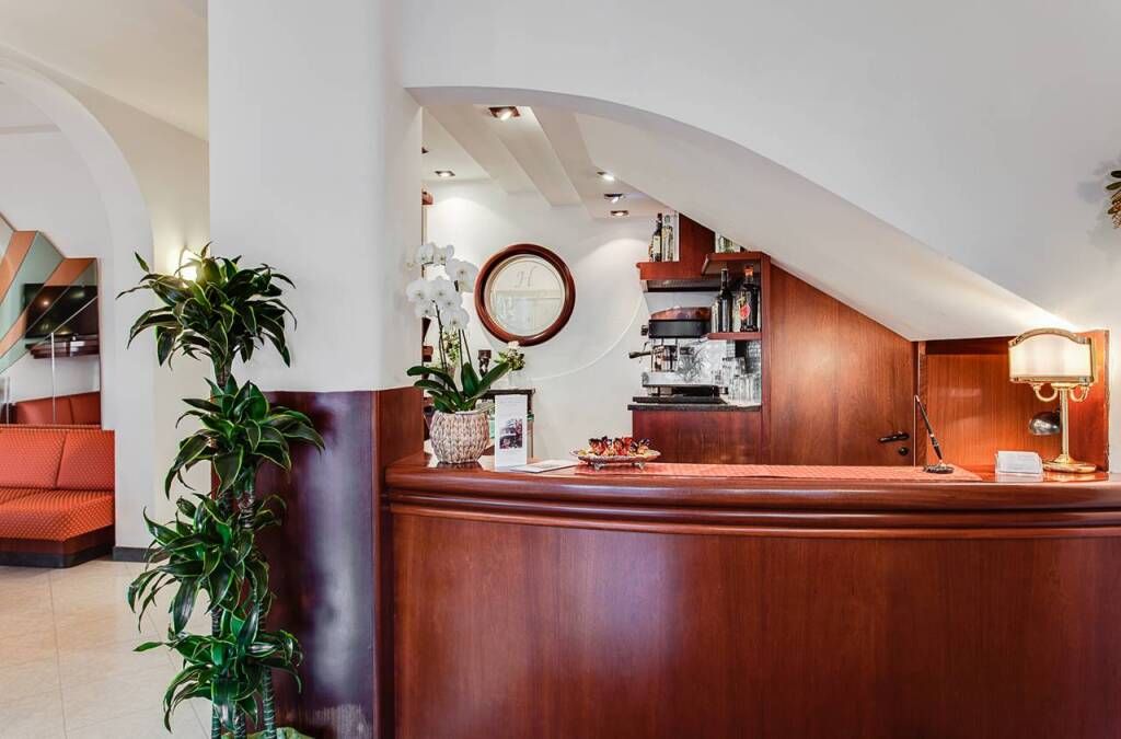 דלפק קבלה תמונה