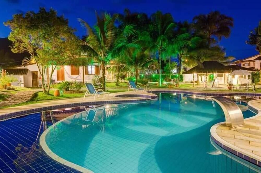 בריכה תמונה