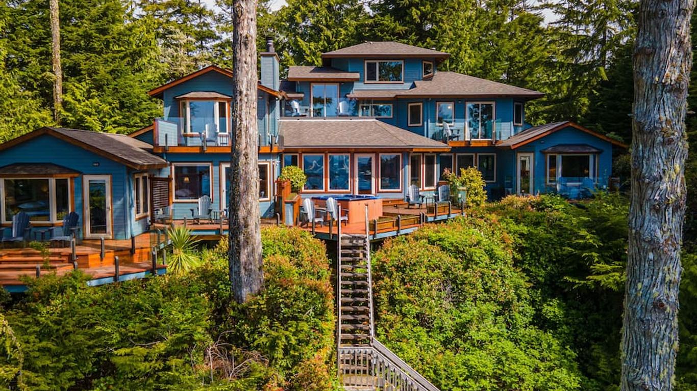 Snug Harbour Inn