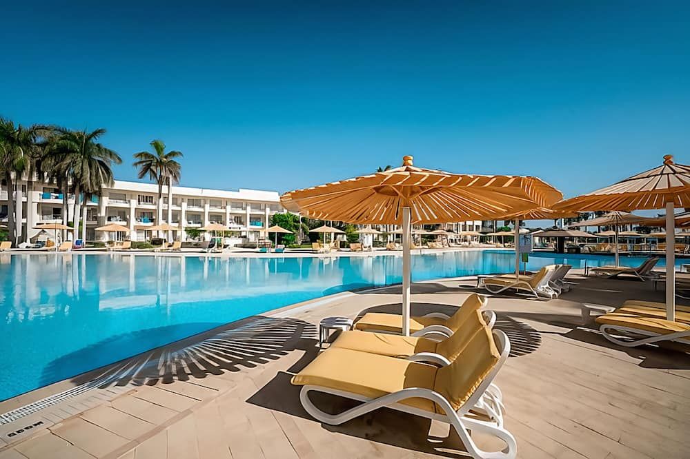 בריכה תמונה