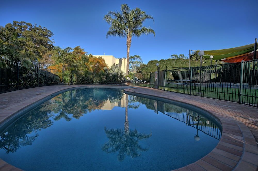 בריכה תמונה