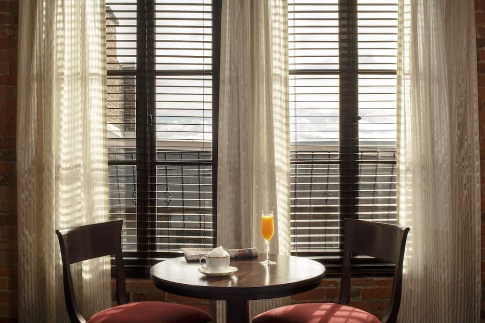 חדר אוכל תמונה