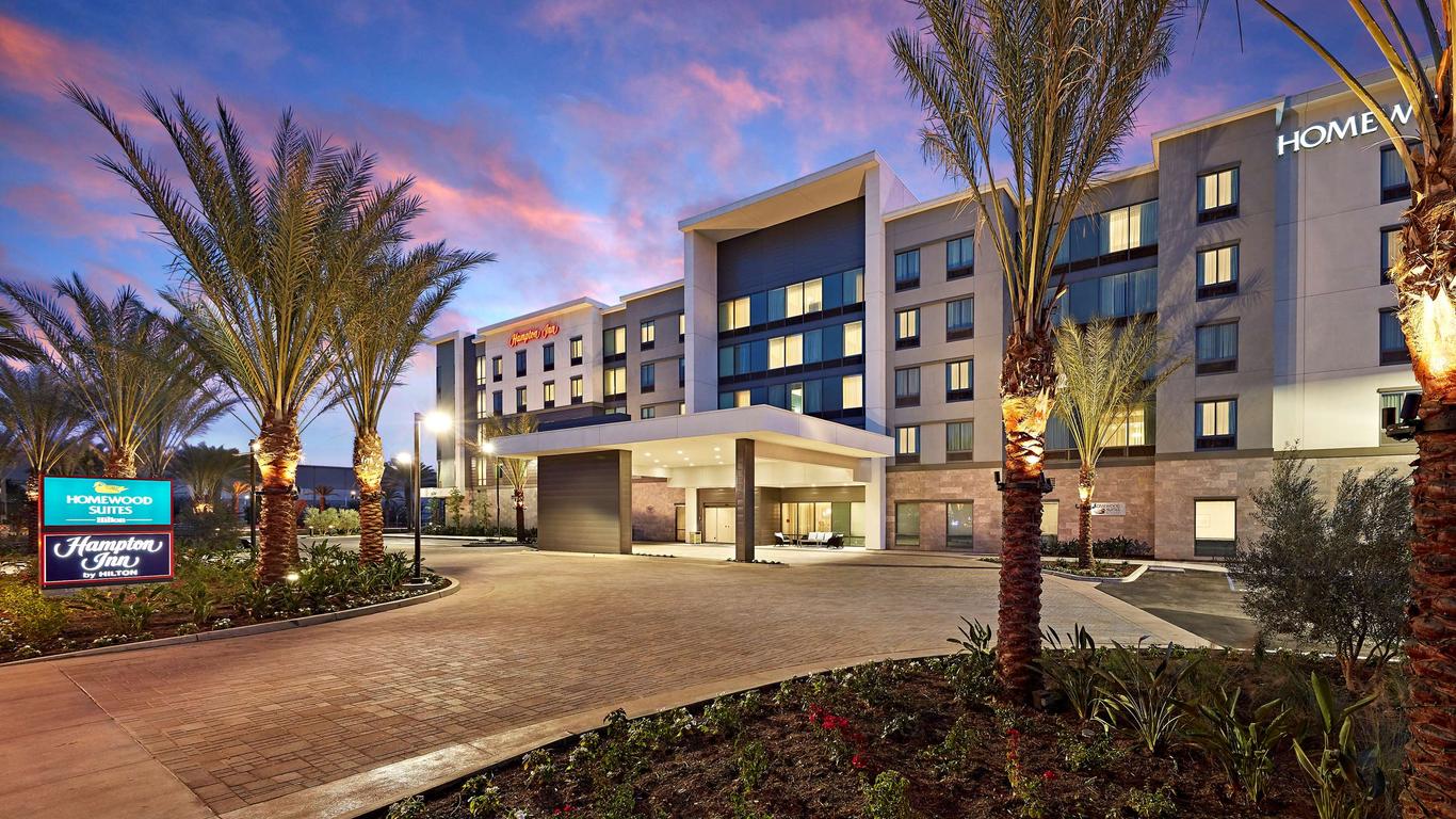 Hampton Inn Long Beach Airport