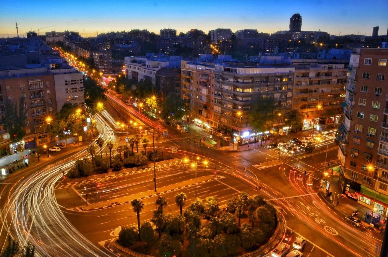 נוף חיצוני תמונה
