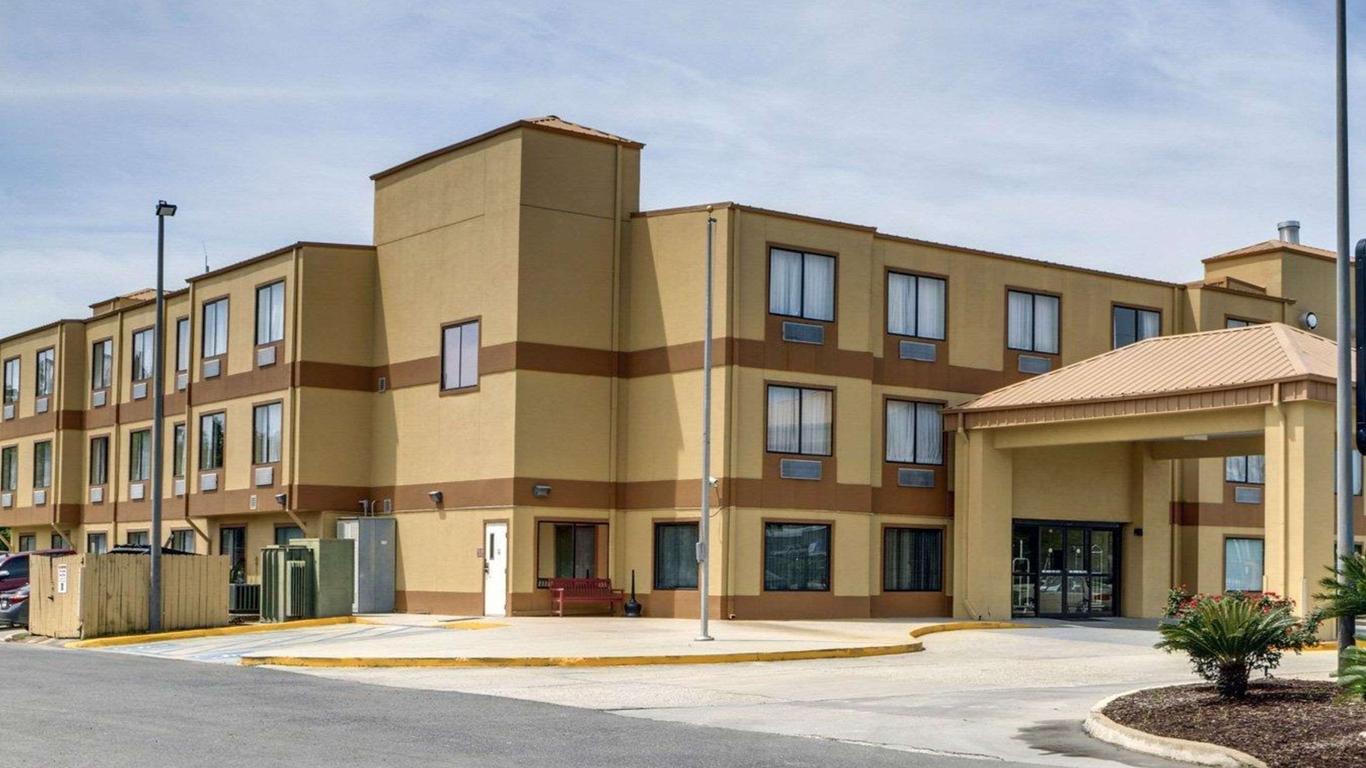 Quality Suites Baton Rouge East - Denham Springs