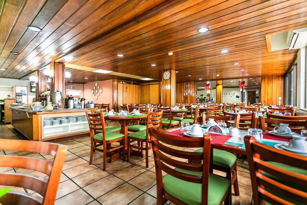 מסעדה תמונה