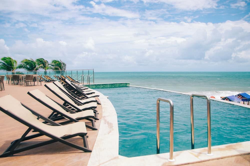 בריכה תמונה