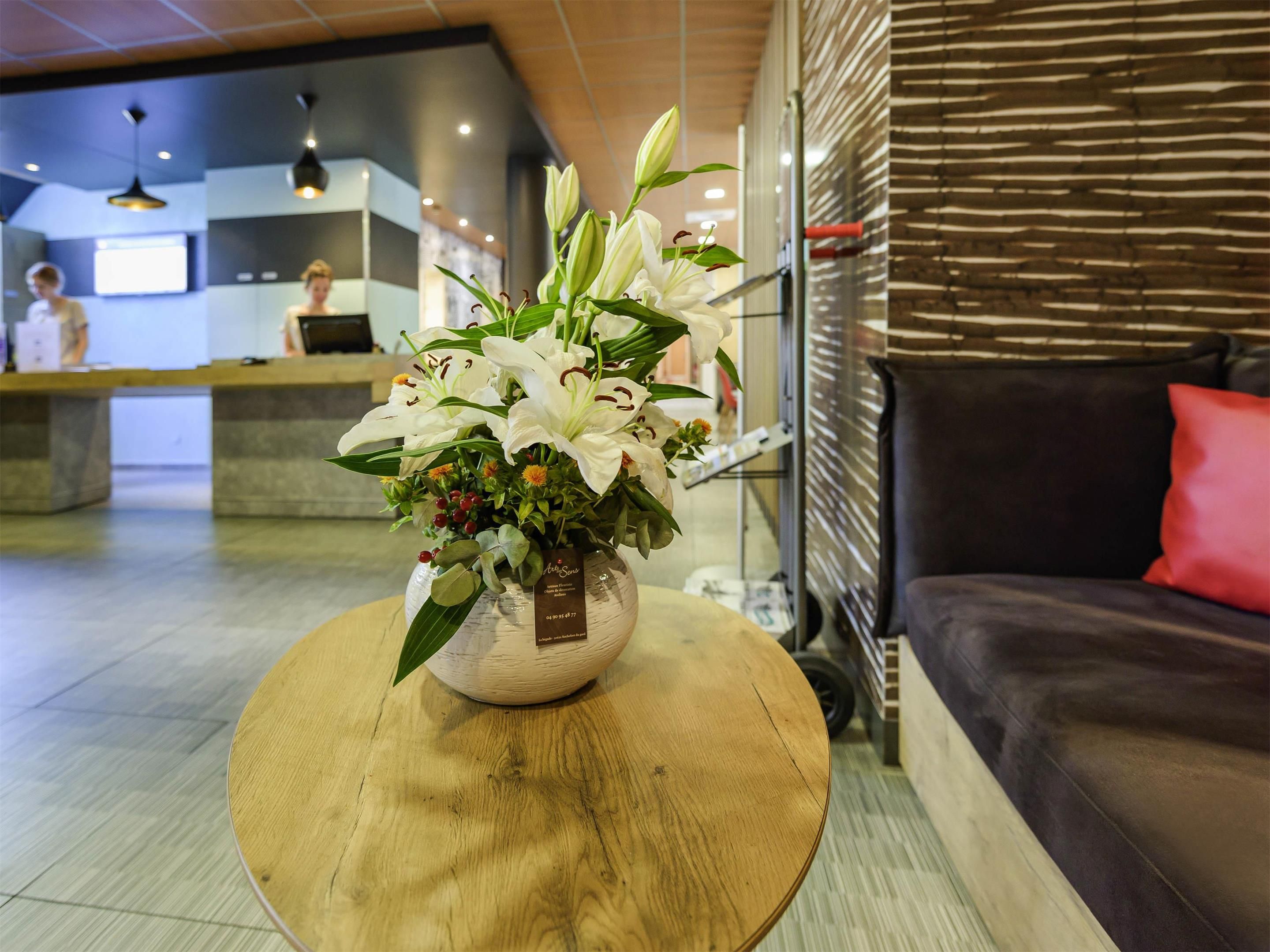 דלפק קבלה תמונה