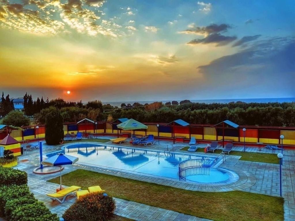 בריכה תמונה