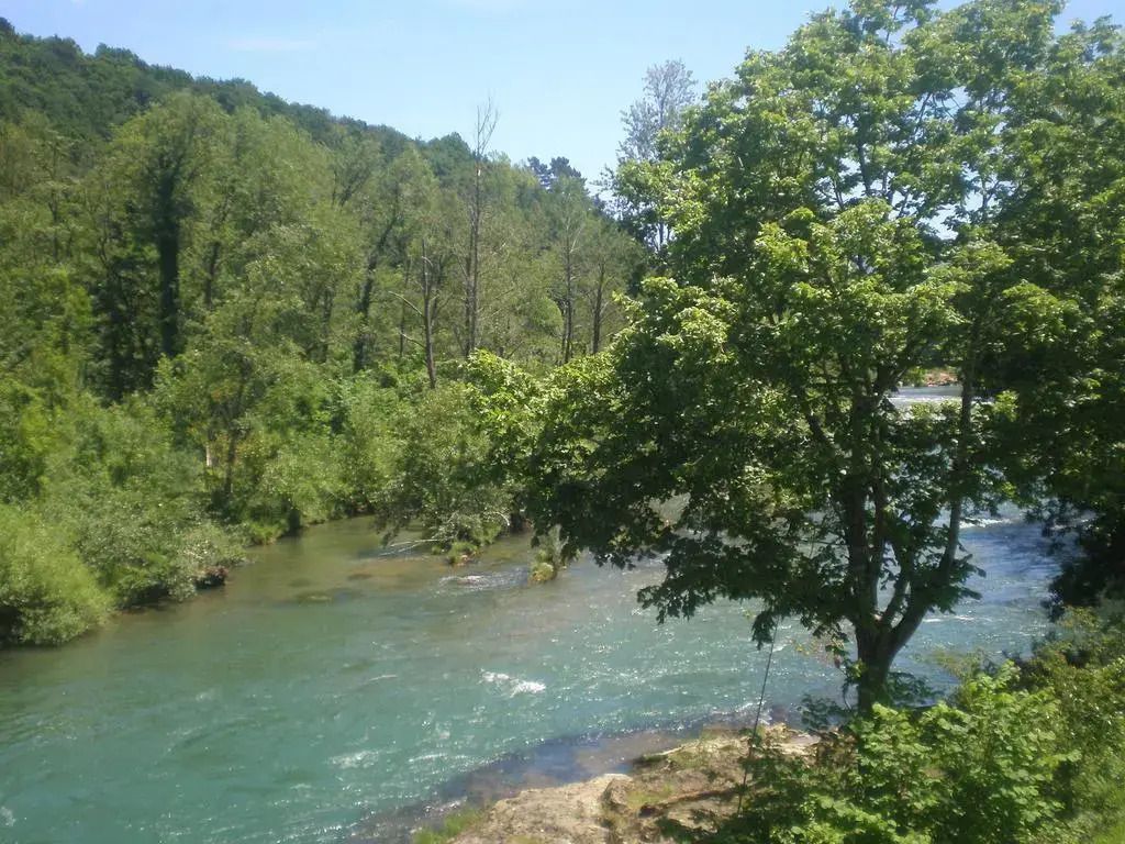 נוף חיצוני תמונה