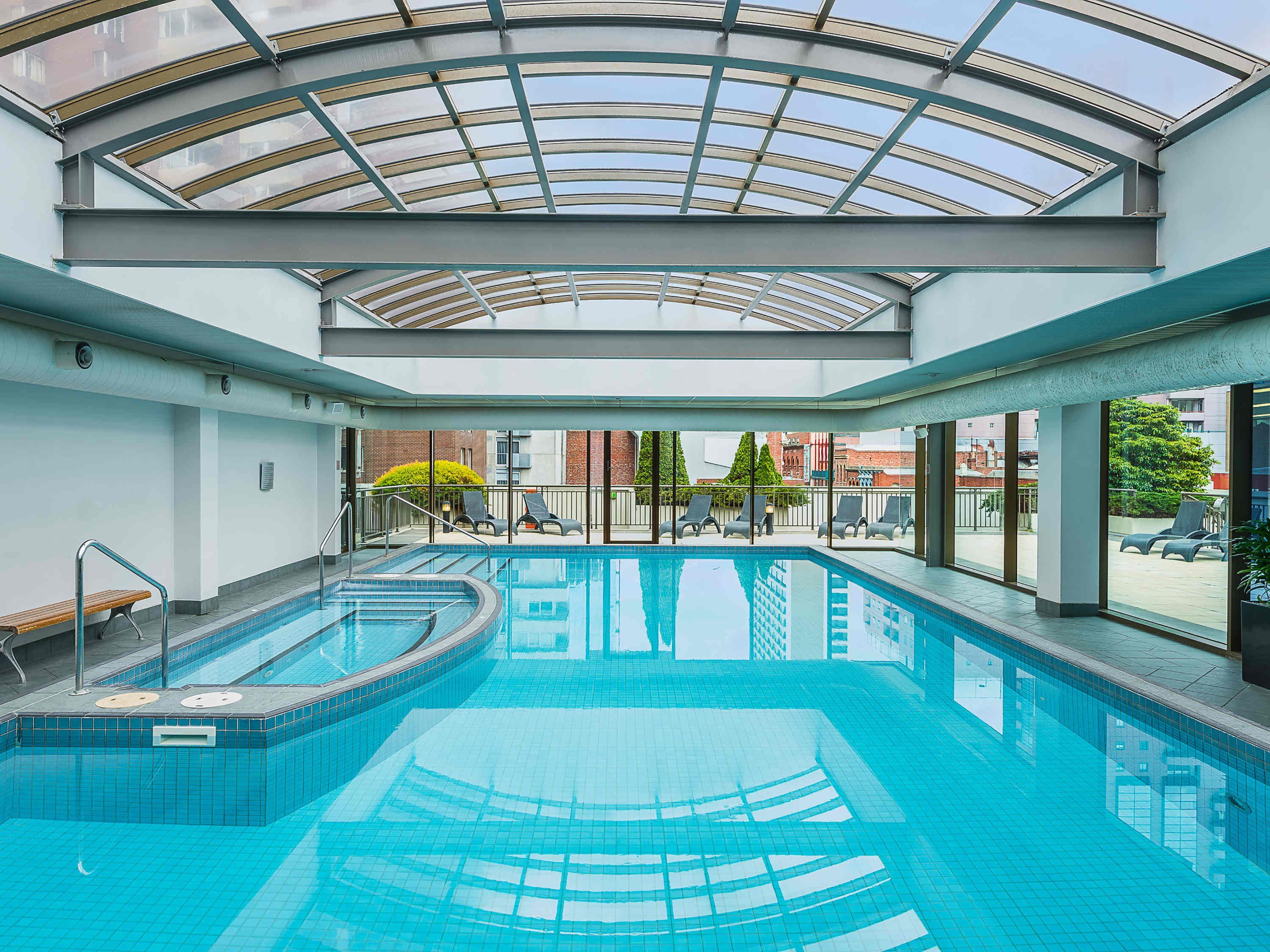 בריכה תמונה