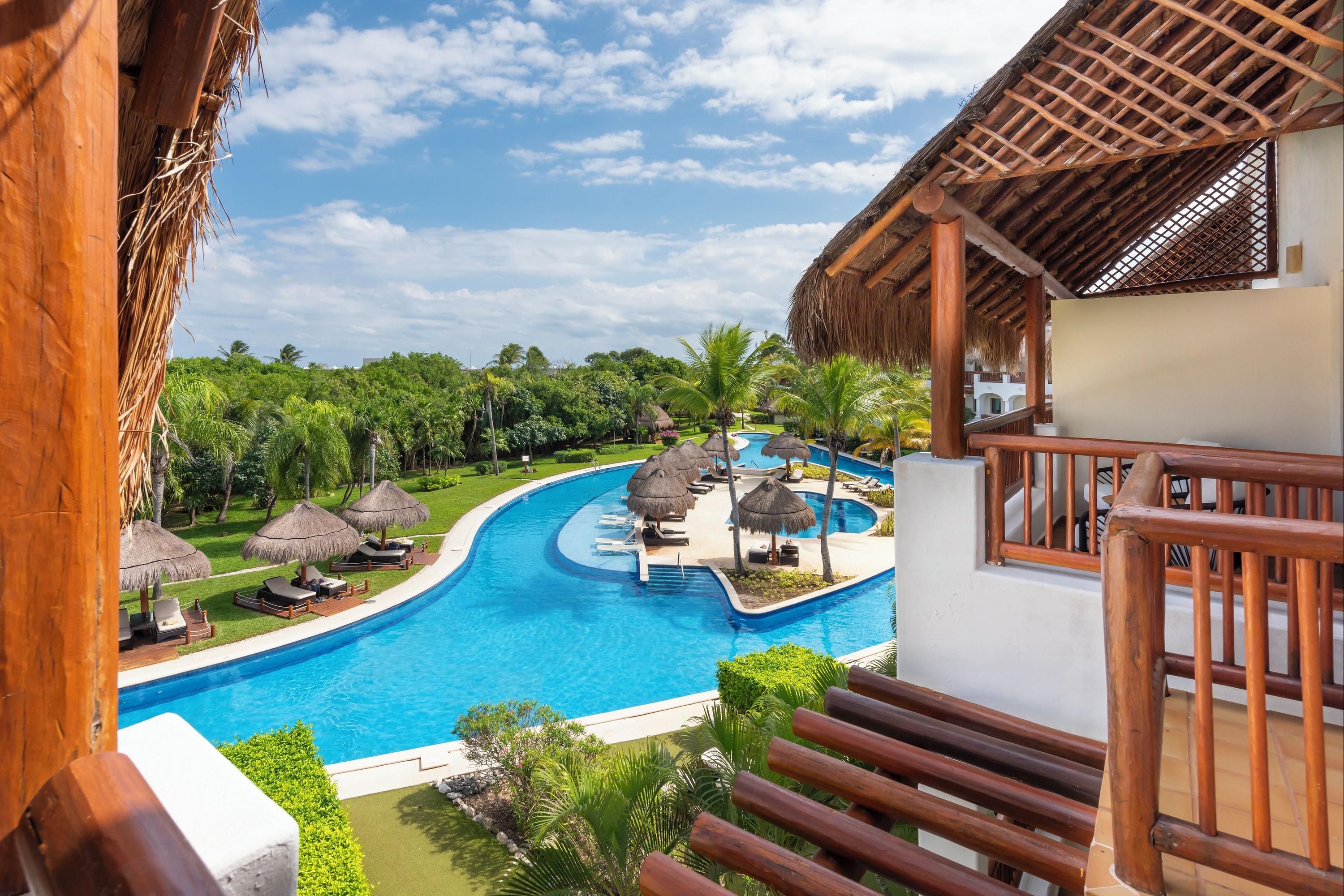 בריכה תמונה