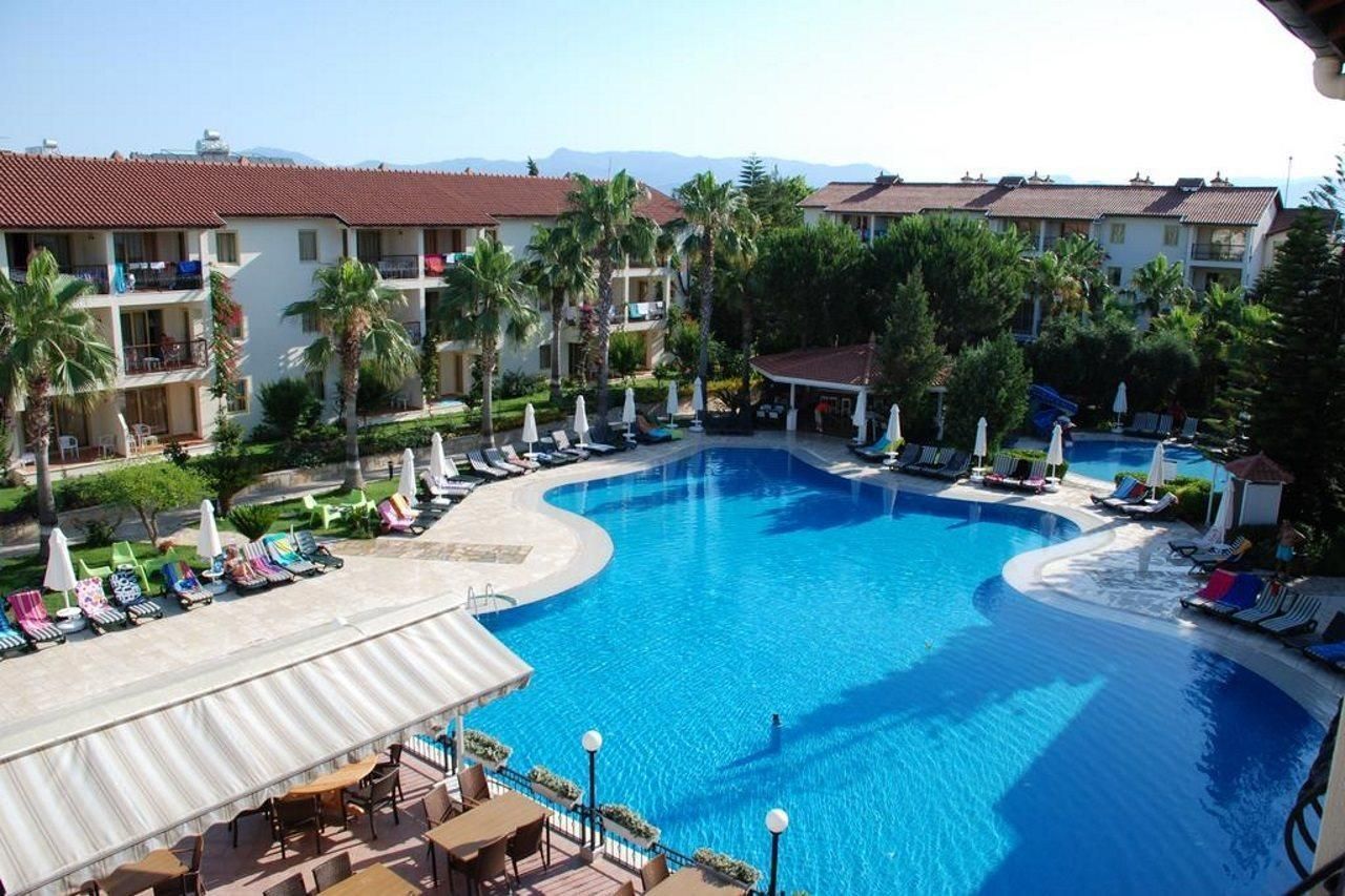 בריכה תמונה