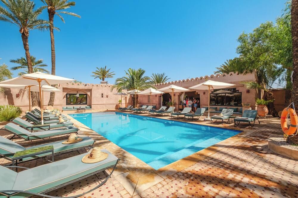 בריכה תמונה