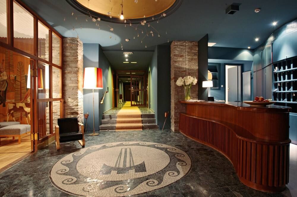 דלפק קבלה תמונה